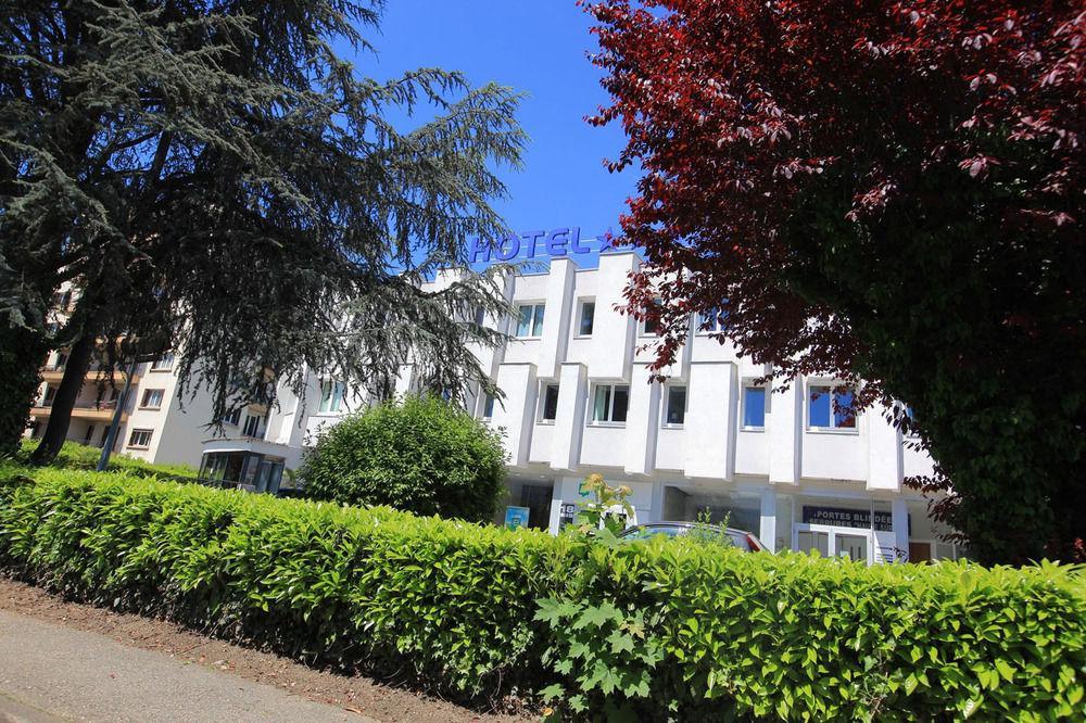 Le Mokca Hotel Meylan Exterior photo