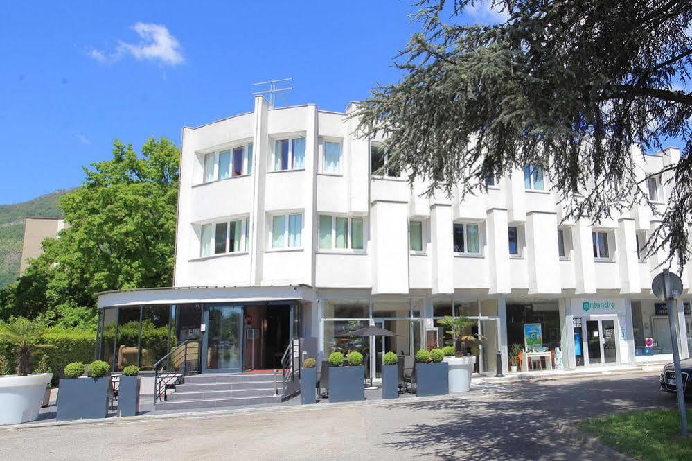 Le Mokca Hotel Meylan Exterior photo